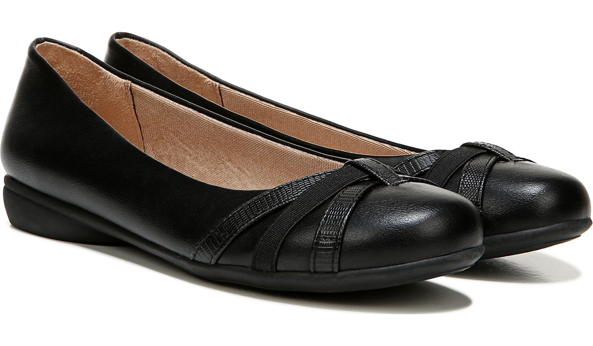 black flats