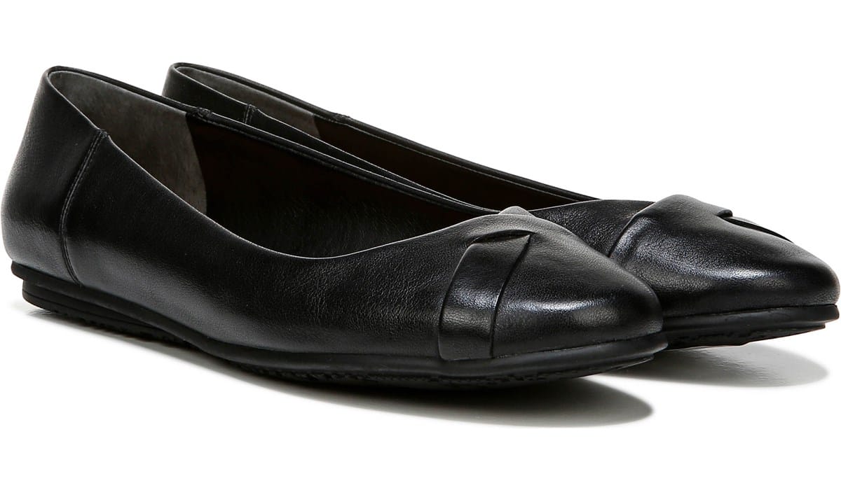 Zodiac Women's Sadie Slip On Flat | Famous Footwear