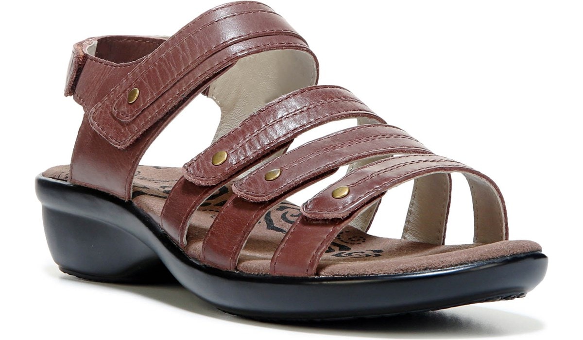narrow women's formal shoes
