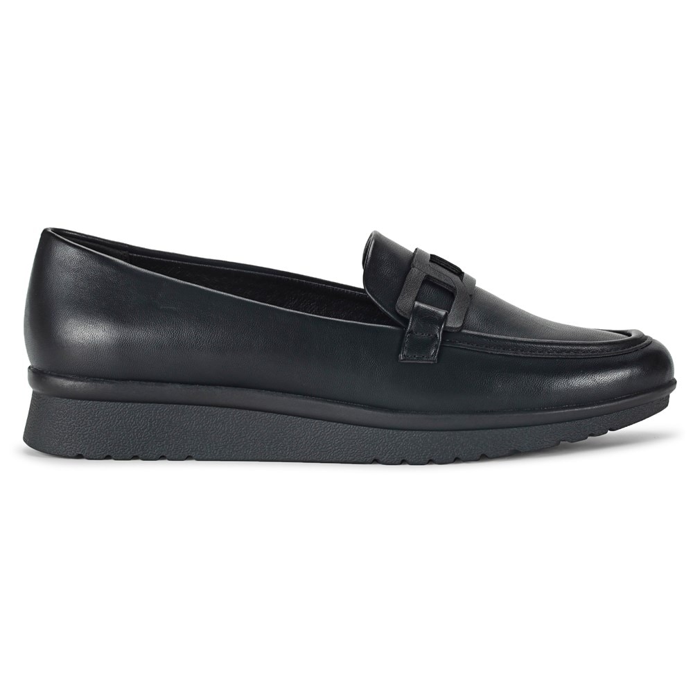 Baretraps Women s Addison Loafer Famous Footwear