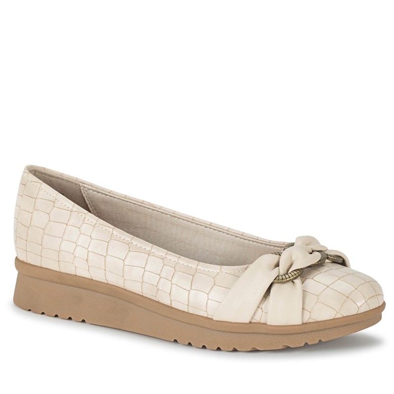 Baretraps Women's Aurora Flat Shoes (Milkyway) - Size 6.5 M