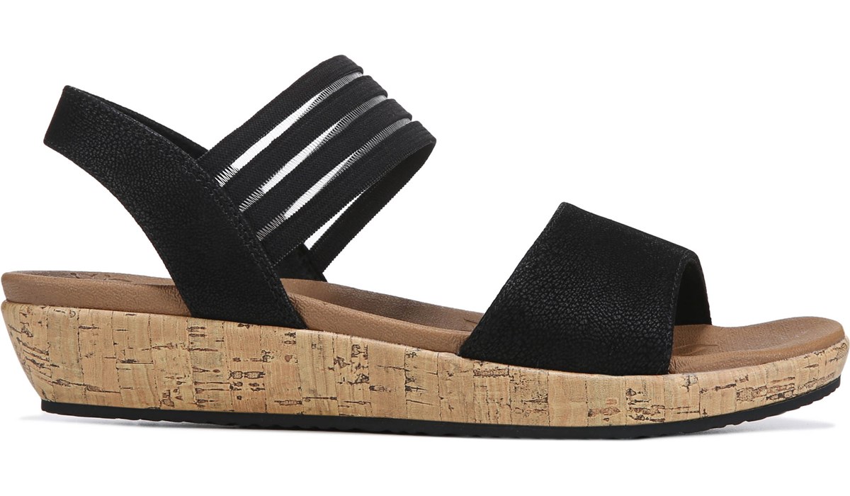skechers brie lo profile