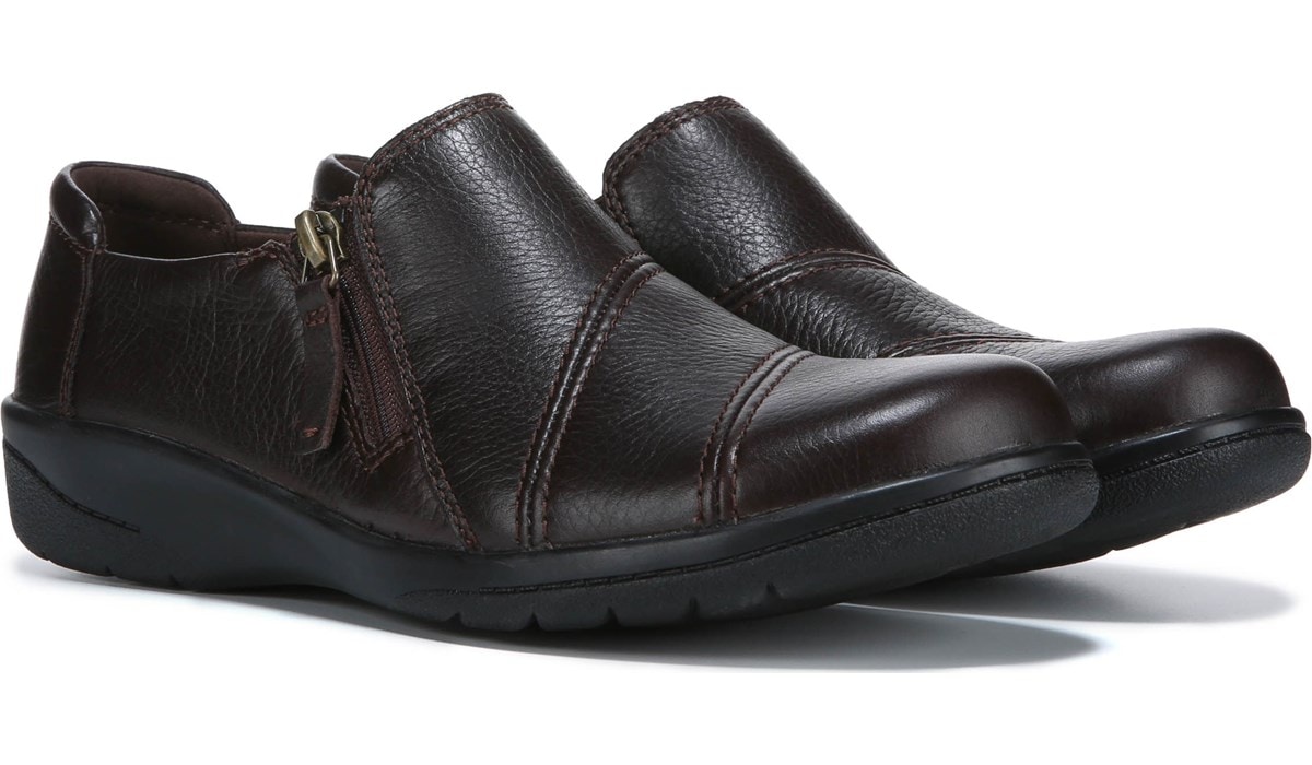 famous footwear clarks