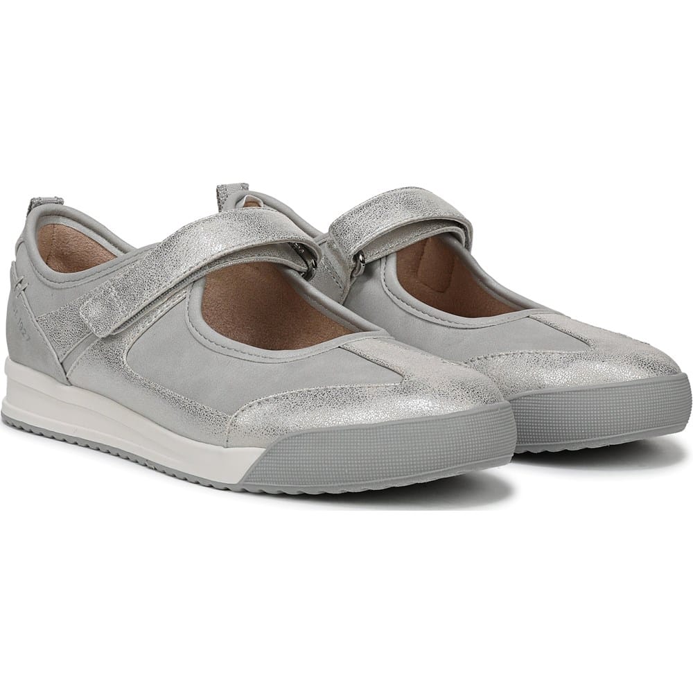 Pretty Ballerinas グレー スエード 36 Naturalizer Women's Greta Ballet Sneaker | Famous Footwear