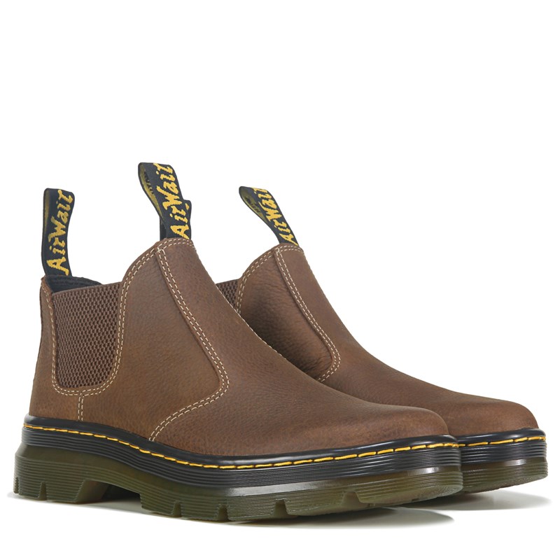 https://www.famousfootwear.com/blob/product-images/20000/94/04/5/94045_pair_feed800.jpg