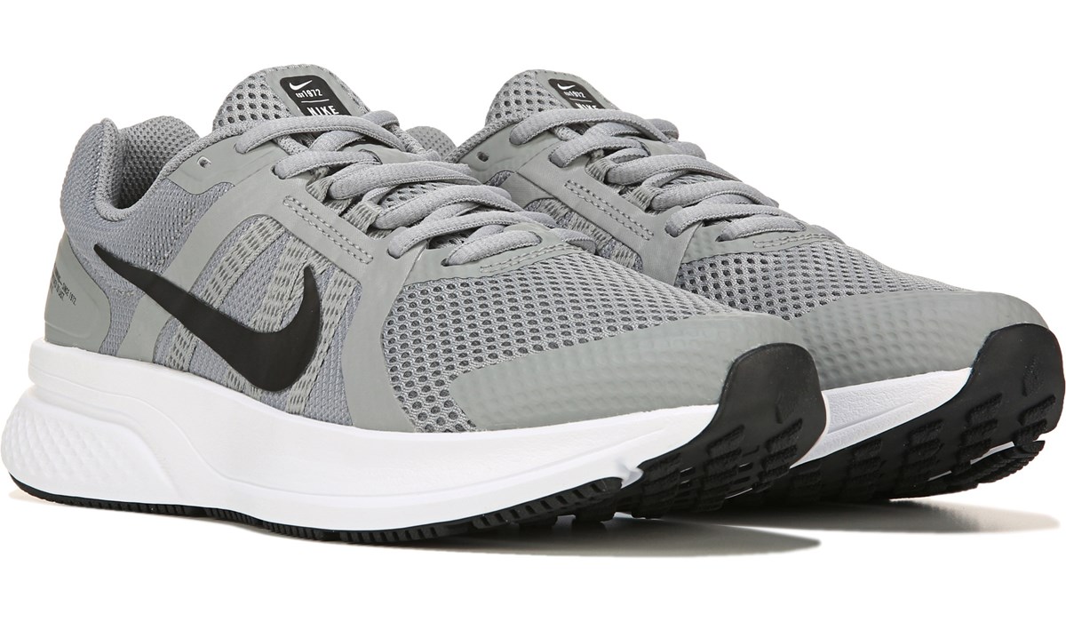 mens nike swift