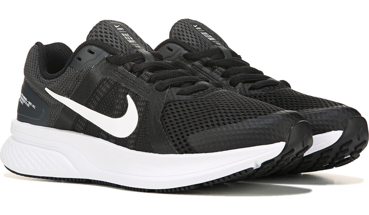 nike swift black