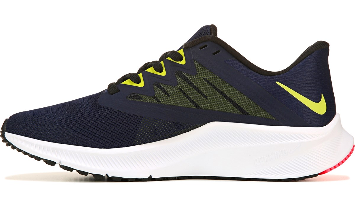 nike women's quest 3 running stores