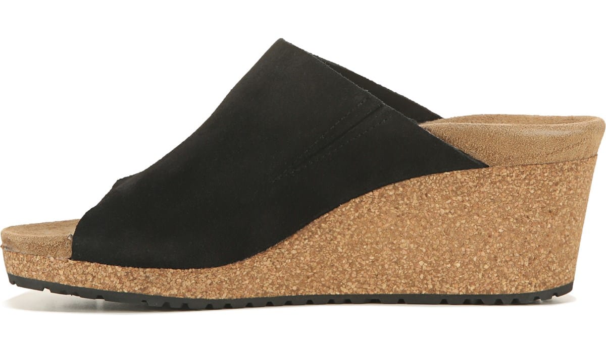 birkenstock sandals at famous footwear