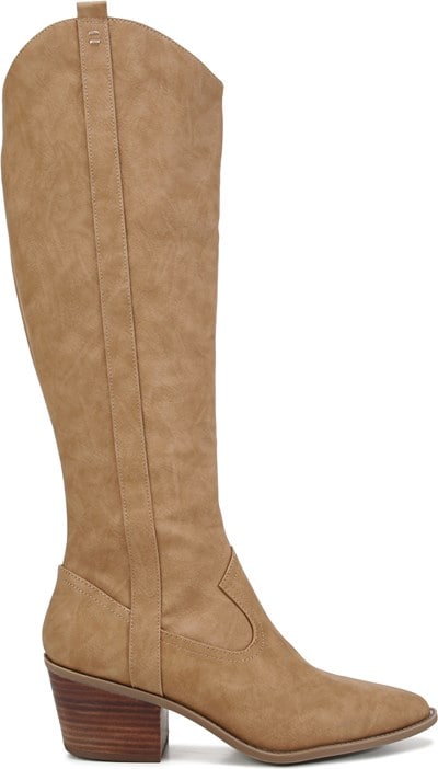 famous footwear cowgirl boots