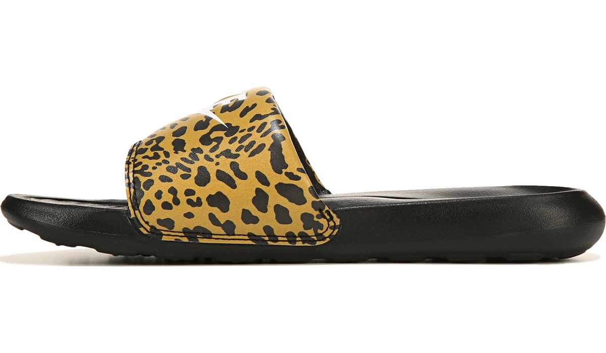 Nike Women's Victori One Slide Sandal Multi, Sandals, Famous Footwear