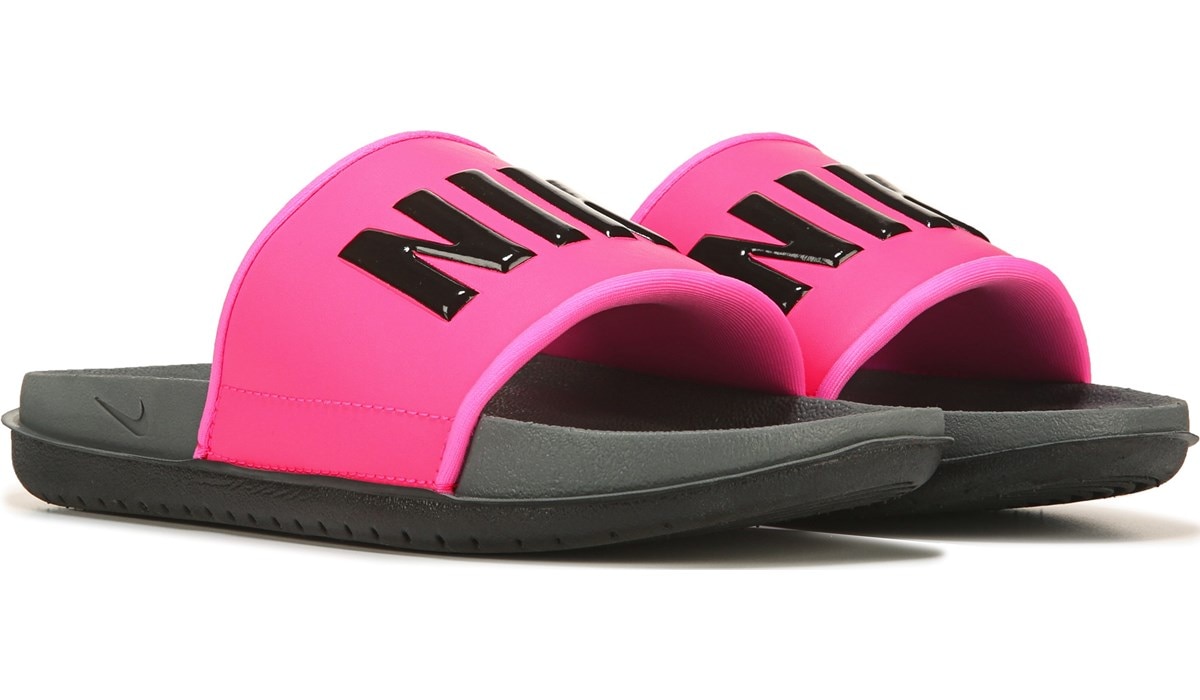 nike court slides