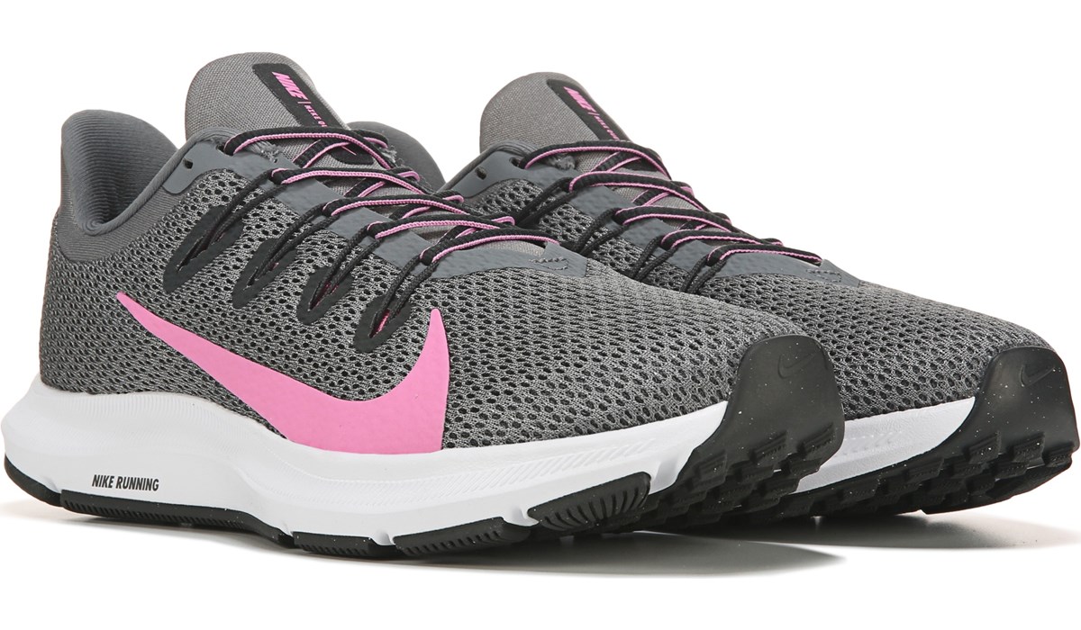 quest 2 women's running shoes pink