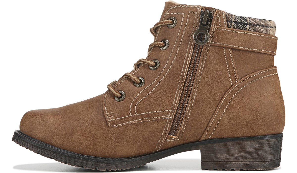 womens boots water resistant