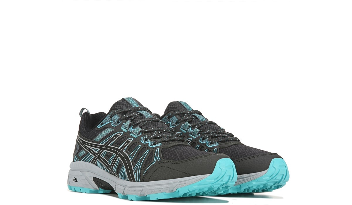 wide trail running shoe