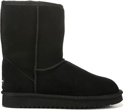 famous footwear uggs