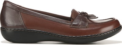 famous footwear clarks shoes