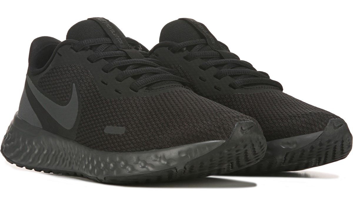 nike running shoes black