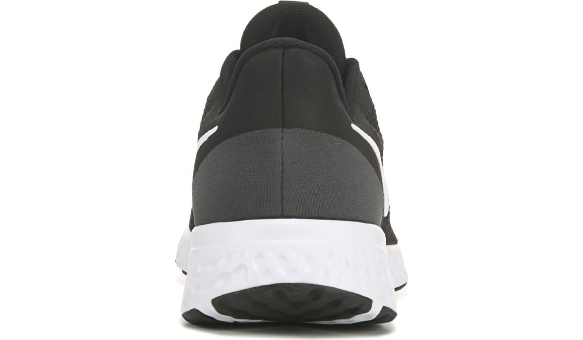 black and white nikes running shoes