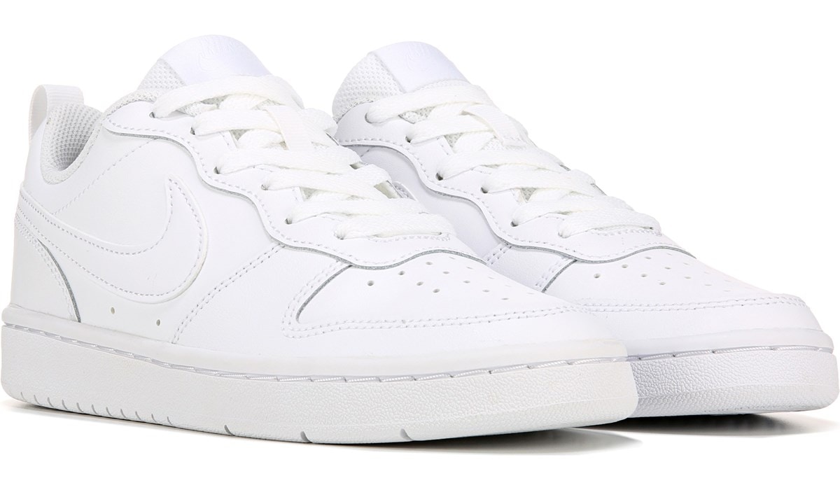 boys white athletic shoes