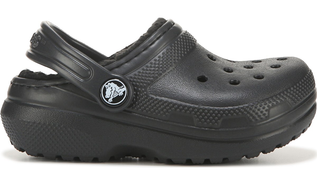 black fuzz lined crocs