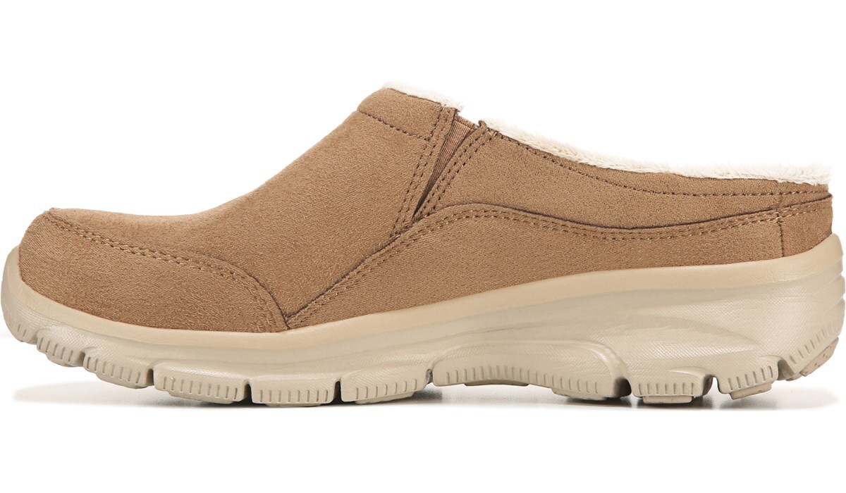 skechers relaxed fit easy going latte clog