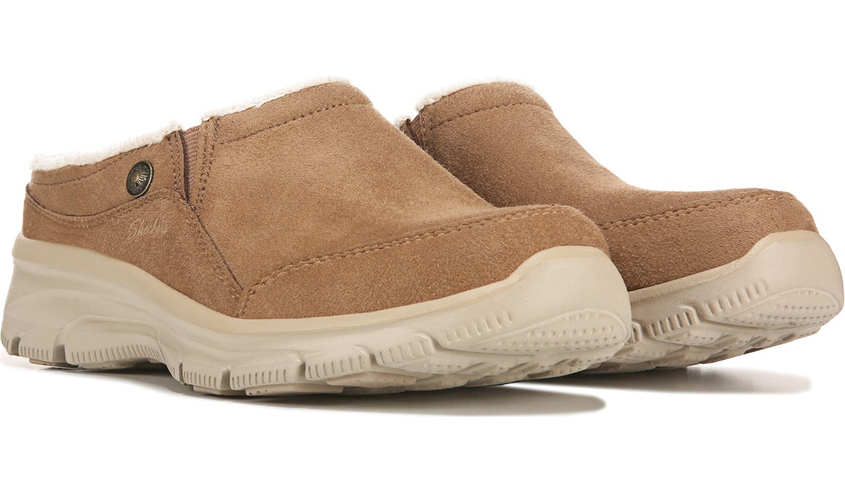 skechers relaxed fit easy going latte clog