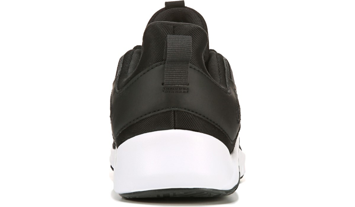 Nike Men's Legend Essential Training Sneaker Black, Sneakers and