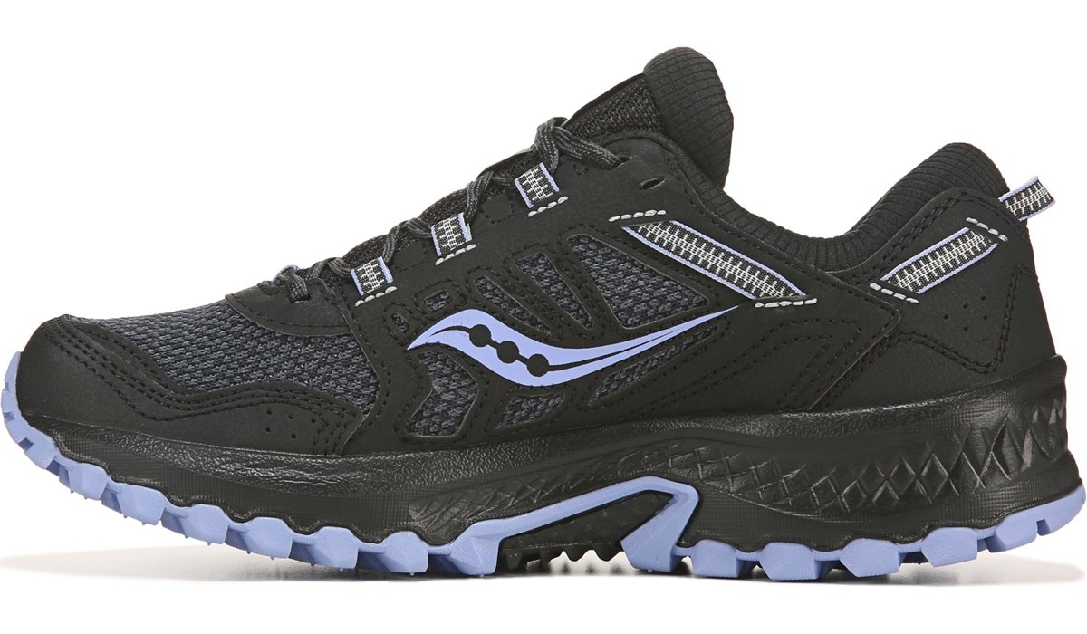 famous footwear saucony