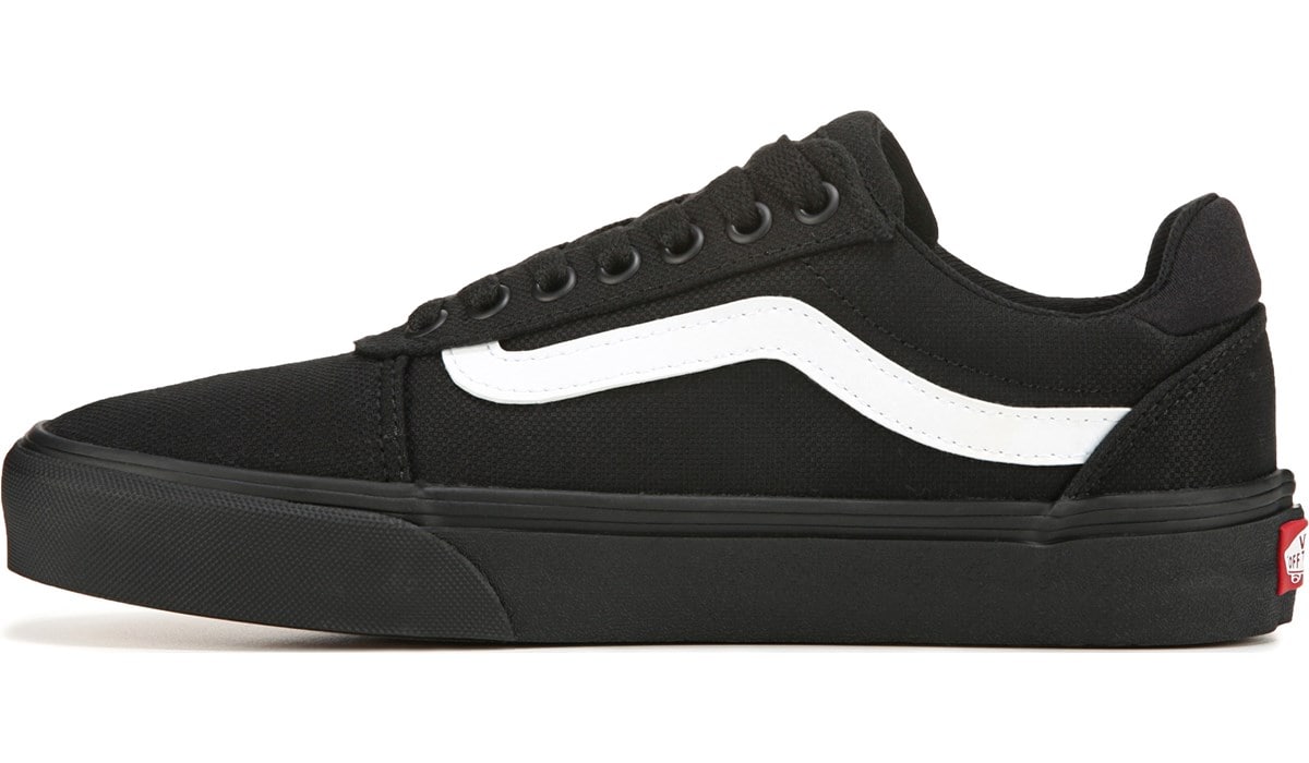 low top vans all black
