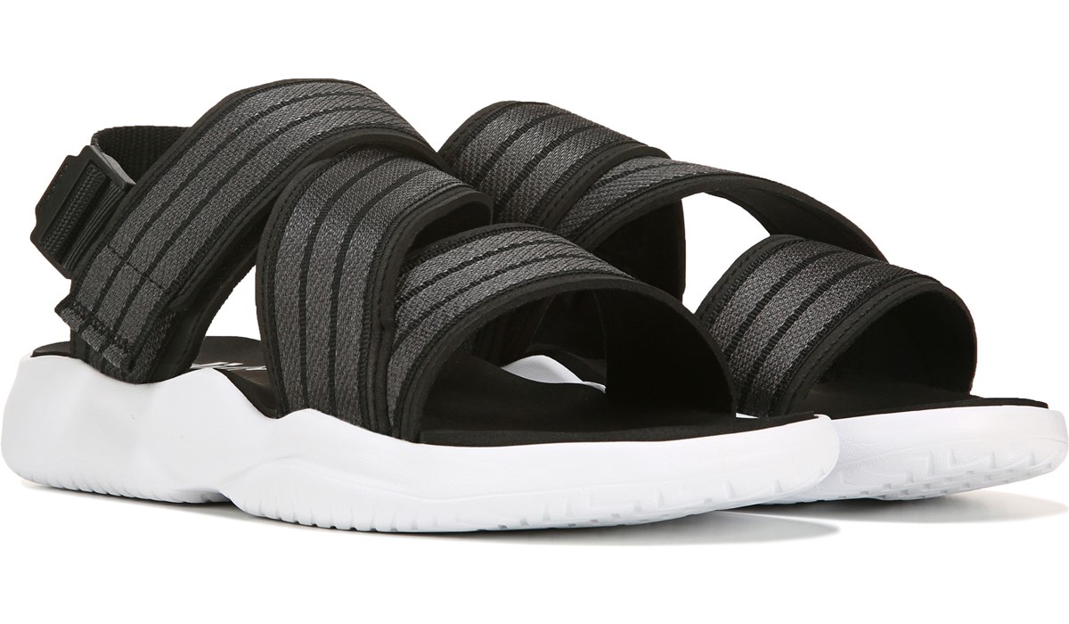 sandal slip on adidas