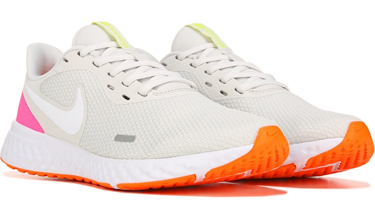 running shoes famous footwear