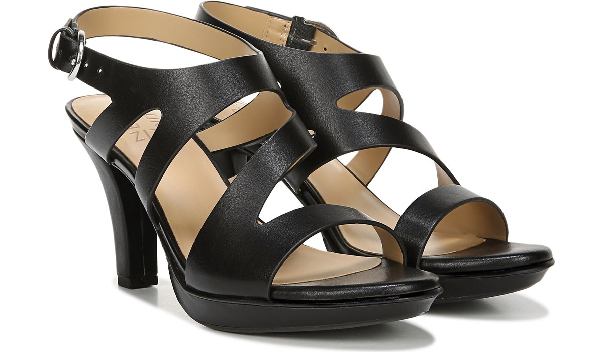 naturalizer women's sandals wide width