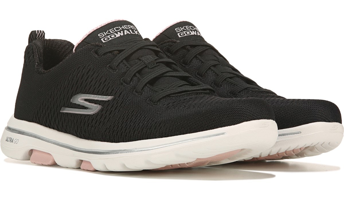 famous footwear skechers