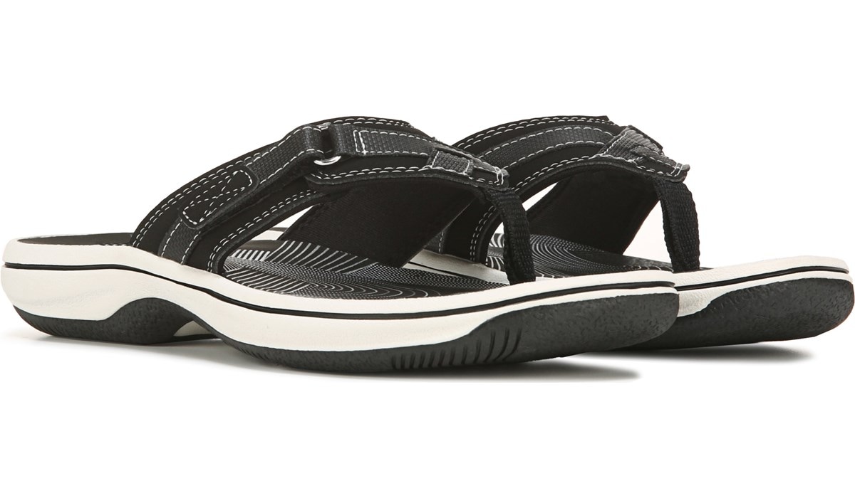 clarks breeze sea black